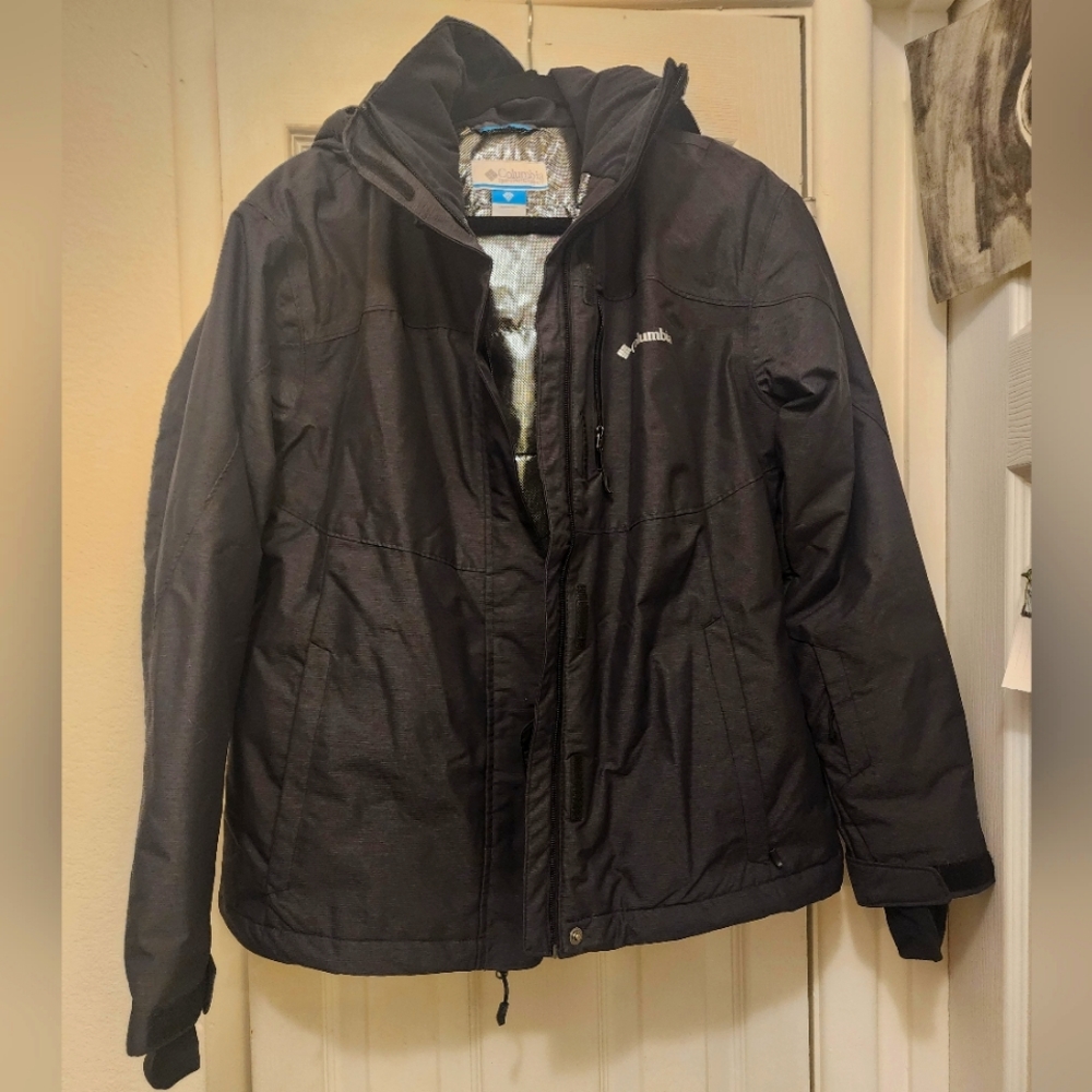 BLACK COLUMBIA SKI/WINTER COAT